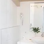 Casa Porto Vecchio By Porta Collection Lejlighed Luino