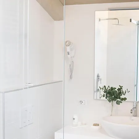 Charming Moment Di Porta - Residenza Porto Vecchio Apartment Luino