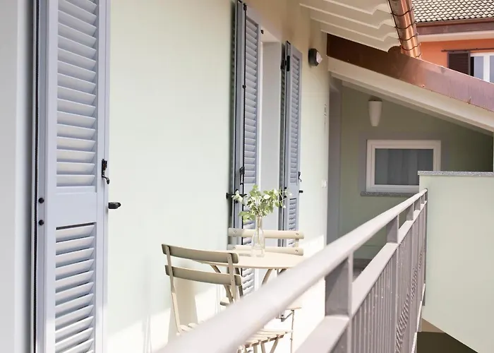 Casa Porto Vecchio By Porta Collection Luino