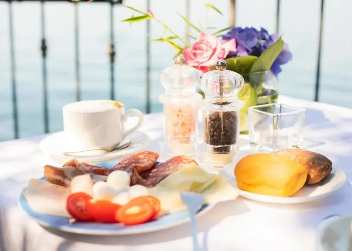 Casa Porto Vecchio By Porta Collection Luino