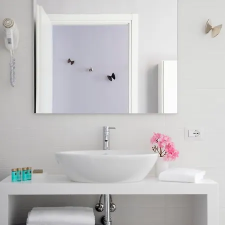Casa Porto Vecchio By Porta Collection Луино